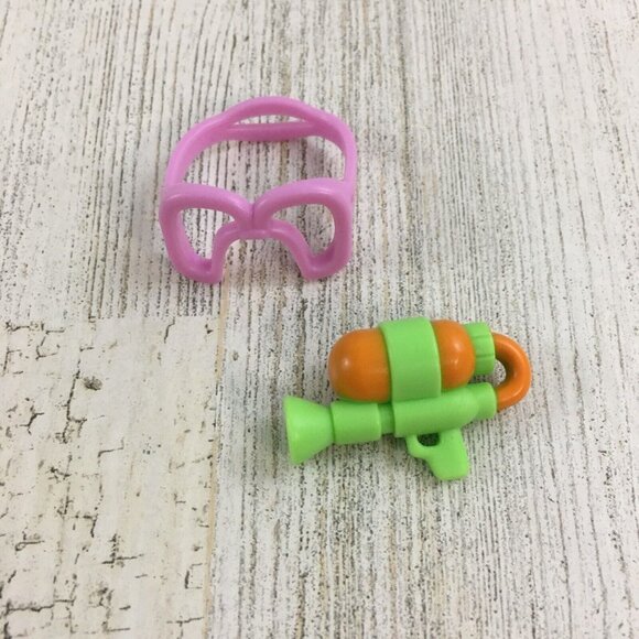 Bluey BINGO Heeler Figure Goggles Squirter Blue Swim Suit Pool Family Beach NEW - Picture 3 of 12